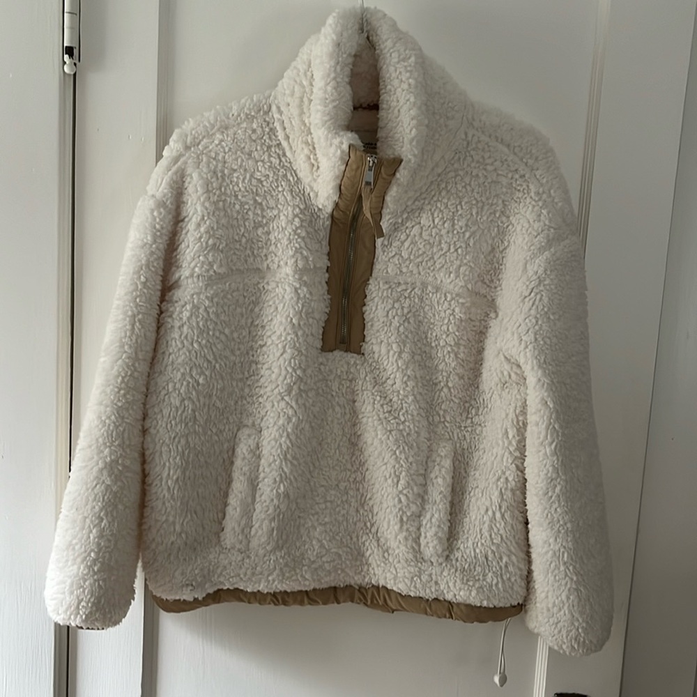 Abercrombie & Fitch Cream Sherpa Pullover